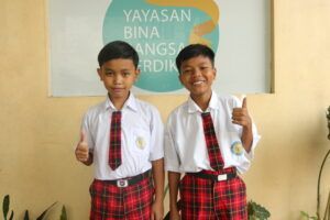 Jadilah Orang Tua Asuh Bagi Ismail & Sapudin