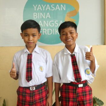 Jadilah Orang Tua Asuh Bagi Ismail & Sapudin